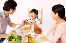 Mách mẹ biện pháp giúp cho trẻ biếng ăn